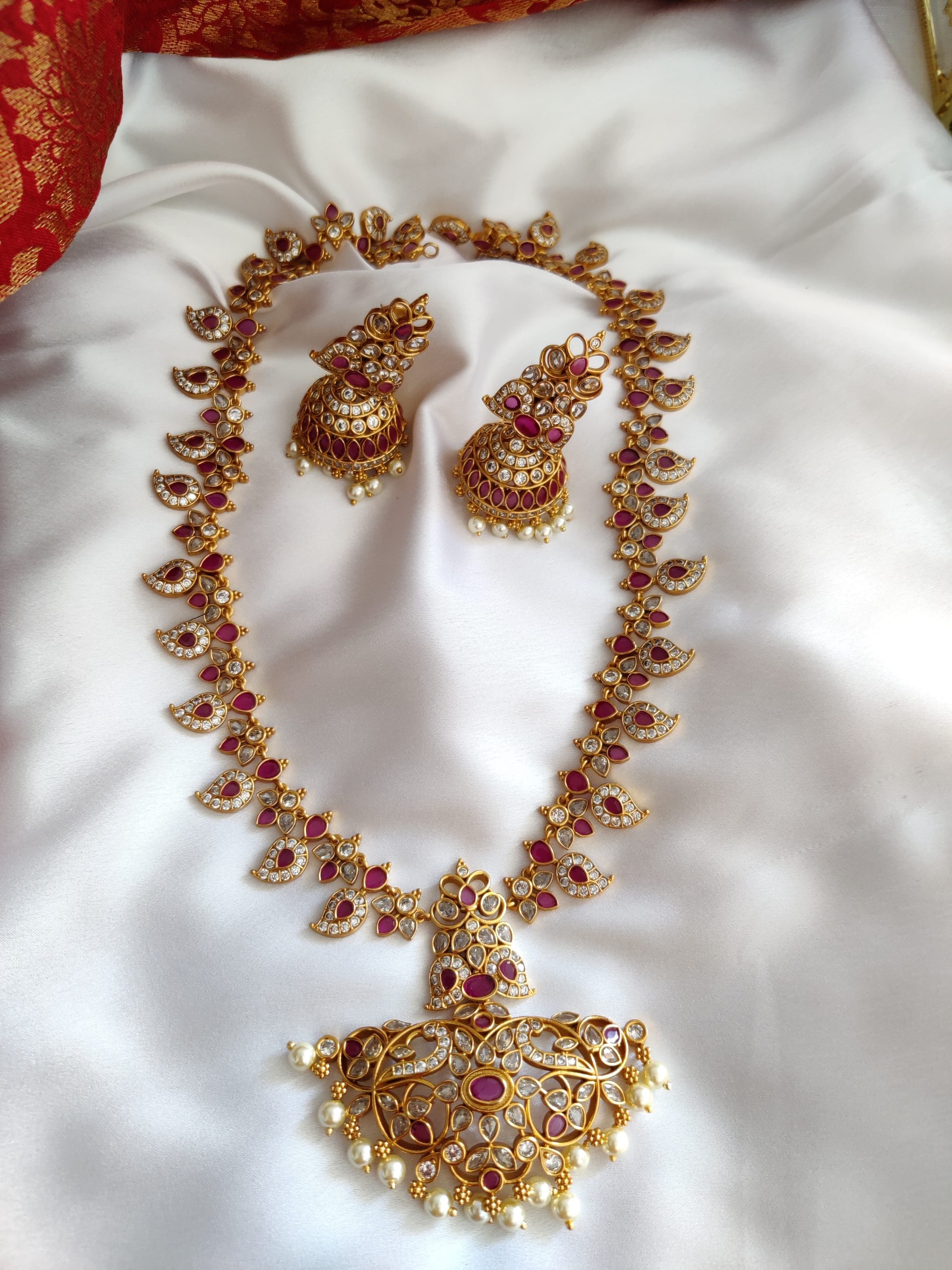 Red & White Mango Haram – Posh Jewelery