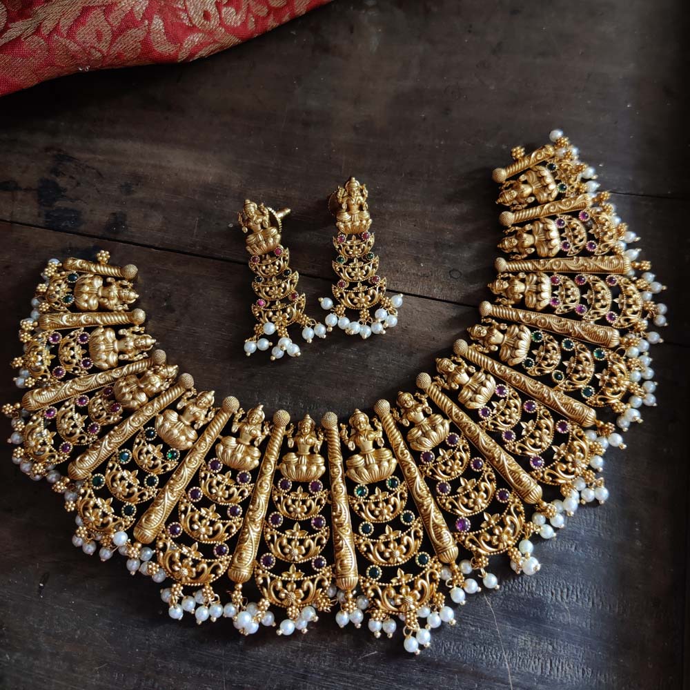 30 Stunning Statement Choker Necklaces Spotted On Real Brides