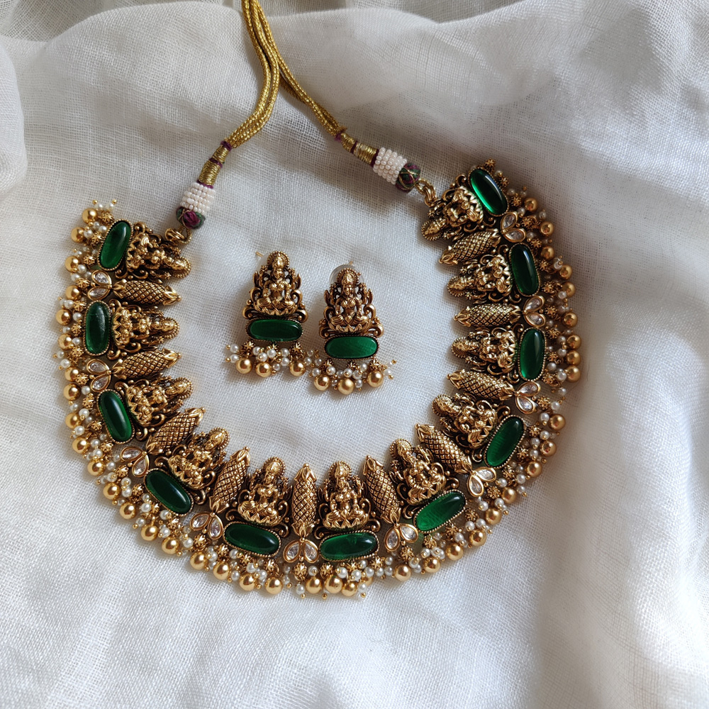 Emerald Lakshmi Short Necklace